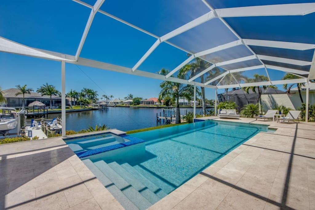 Villa Sensation By Coralvilla - New,Modern With Pool كيب كورال المظهر الخارجي الصورة