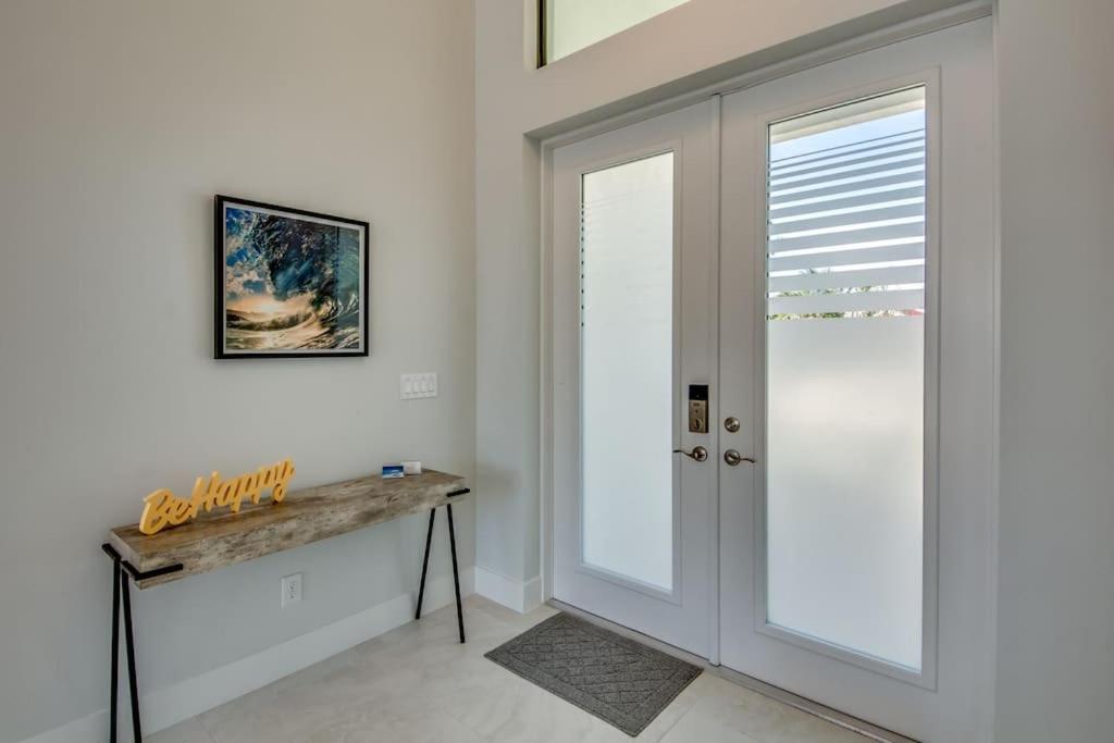 Villa Sensation By Coralvilla - New,Modern With Pool كيب كورال المظهر الخارجي الصورة