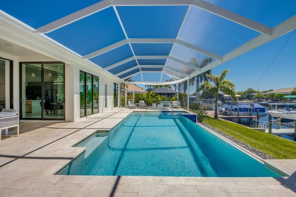 Villa Sensation By Coralvilla - New,Modern With Pool كيب كورال المظهر الخارجي الصورة