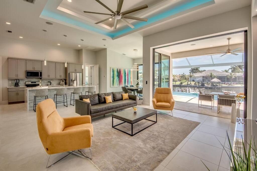 Villa Sensation By Coralvilla - New,Modern With Pool كيب كورال المظهر الخارجي الصورة